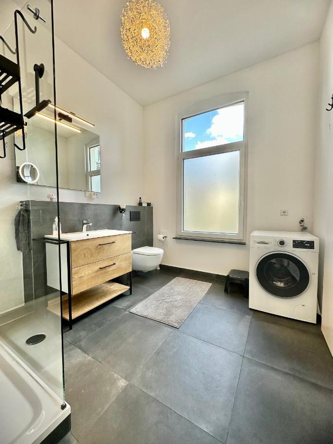 Exklusives City-Apartment Im Herzen Oldenburgs Mit Balkon Und Parkplatz A36 Esterno foto