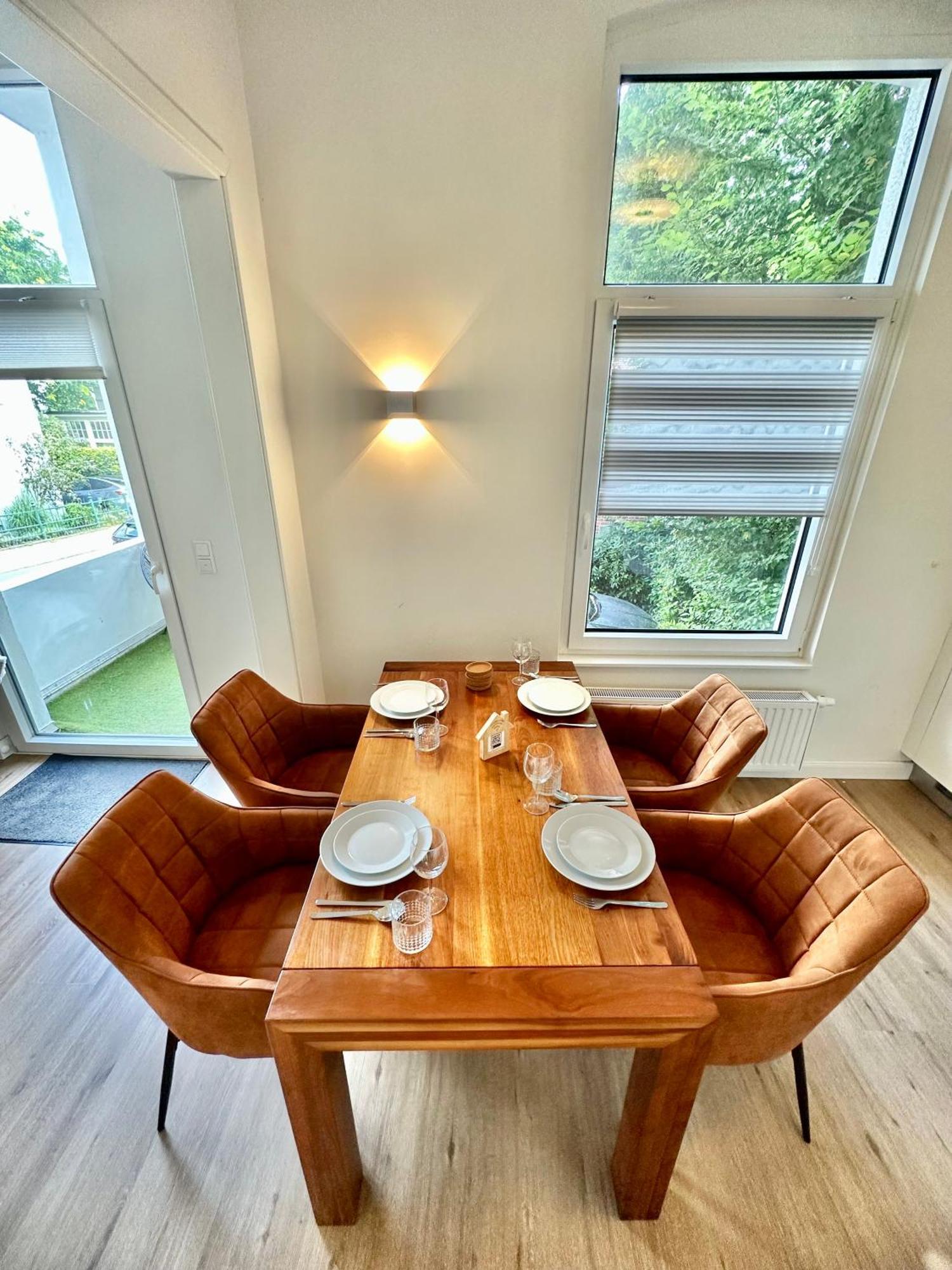 Exklusives City-Apartment Im Herzen Oldenburgs Mit Balkon Und Parkplatz A36 Esterno foto