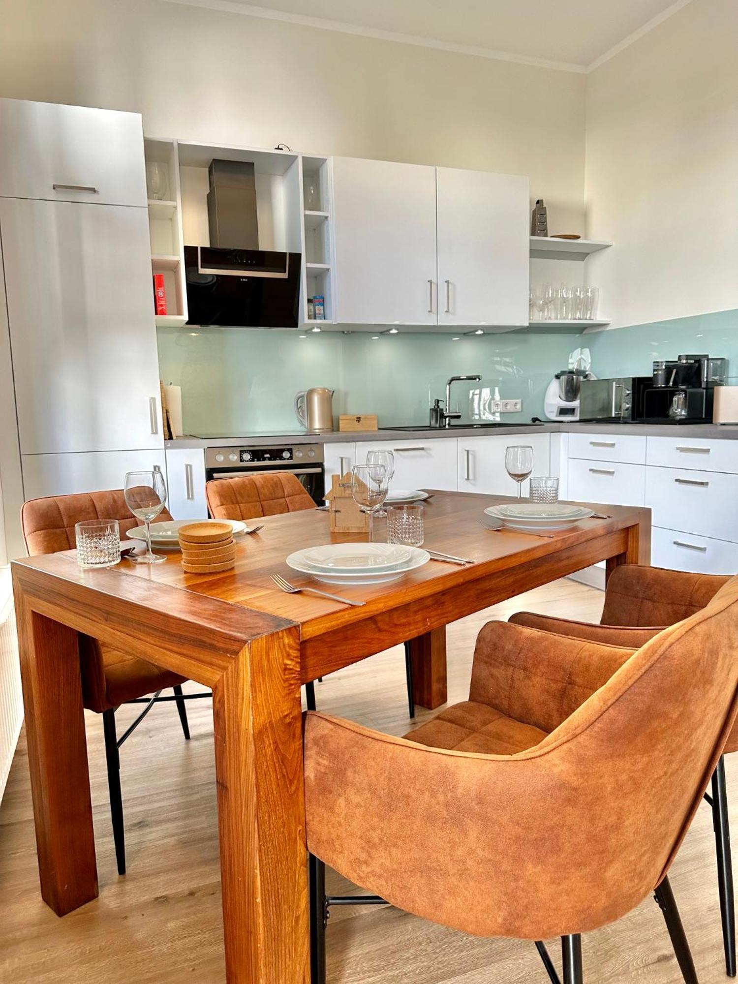 Exklusives City-Apartment Im Herzen Oldenburgs Mit Balkon Und Parkplatz A36 Esterno foto